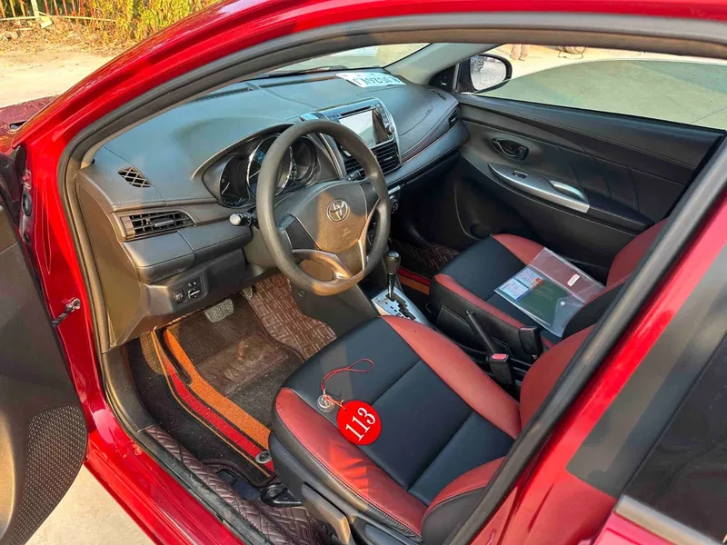 Toyota YARiS L to dazzle 2014 1.5G automatic dazzle version — photograph 4