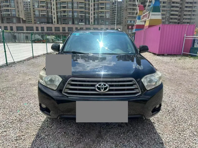 Toyota Highlander 2009 2.7L Two-Drive 5-Seat Sports Edition — photograph 2