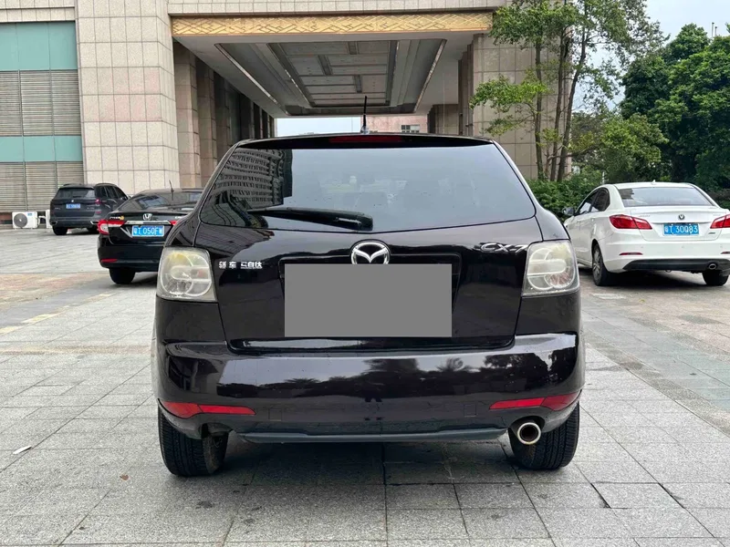 Mazda CX-7 2014 2.5L 2WD Deluxe Edition — photograph 8