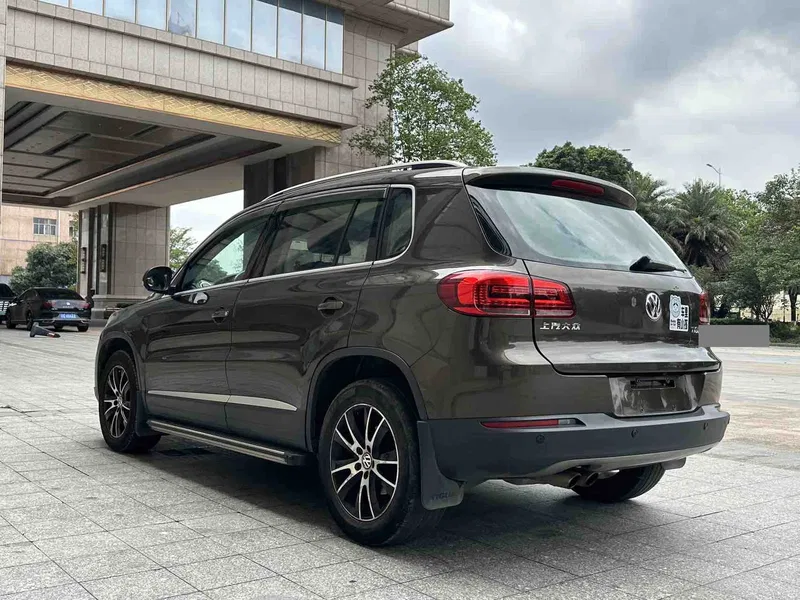 Volkswagen Tiguan 2013 1.8TSI Automatic Four-wheel Drive Luxury Model — photograph 7