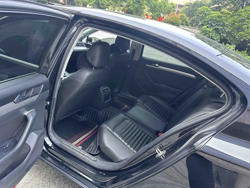 Volkswagen Magotan 2018 280TSI DSG Comfort — photograph 4