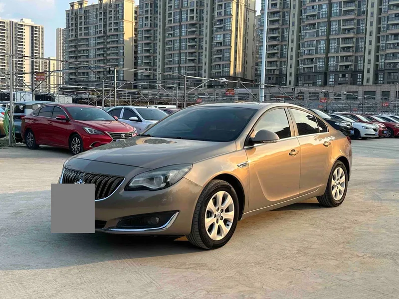 Buick Regal 2015 2.0L Leading Fashion Model — photograph 1