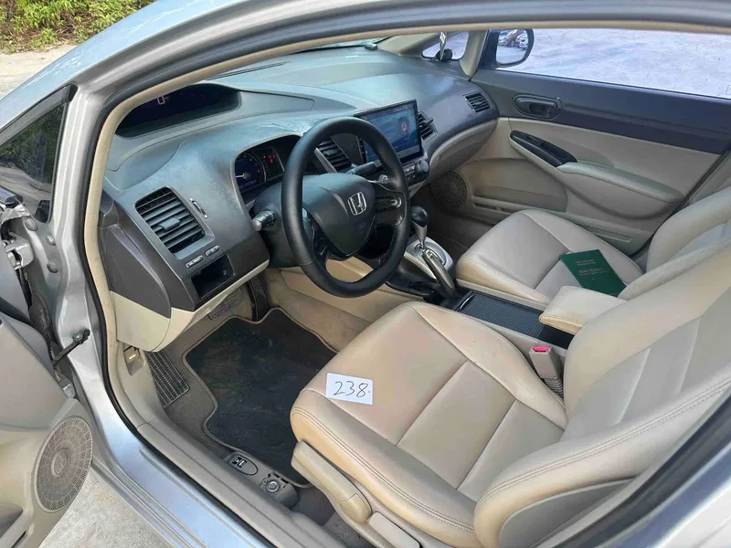 Honda Civic 2011 2.0L Automatic TYPE-S — photograph 4