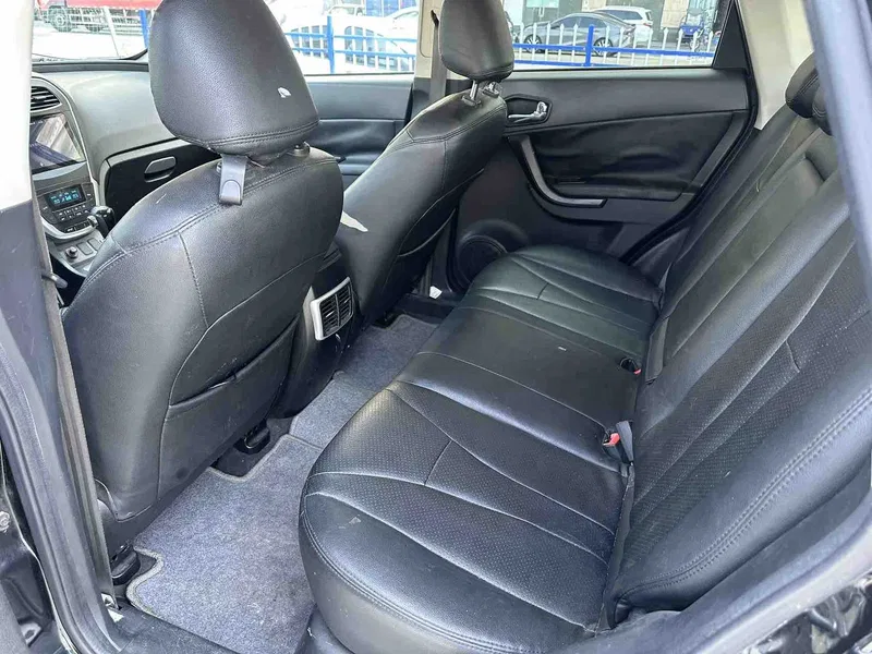 GAC Trumpchi Chuanqi GS5 2014 2.0L Automatic Two-Drive Super Edition — photograph 6