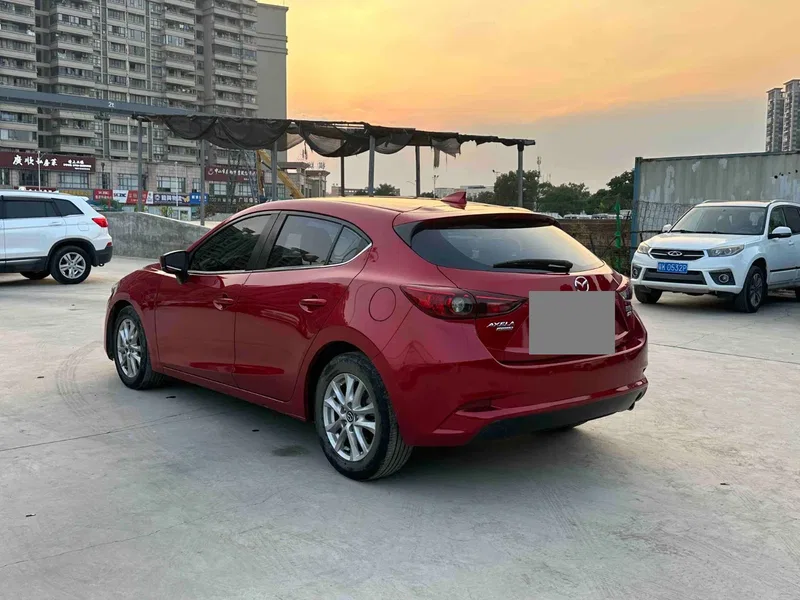 Mazda Mazda 3 Oncorsela 2019 Cloud-controlled Hatchback 1.5L Auto Comfort Model — photograph 7
