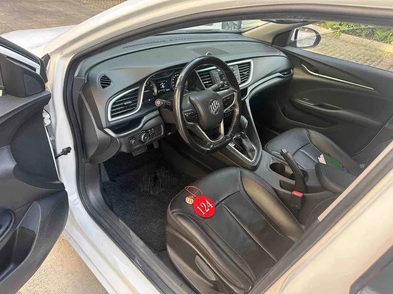 Buick Yinglang 2018 18T Automatic Elite — photograph 4