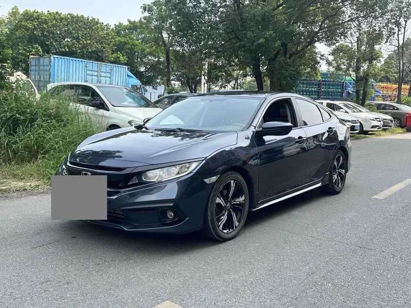 Honda Civic 2019 220TURBO CVT Combustion Edition — photograph 1