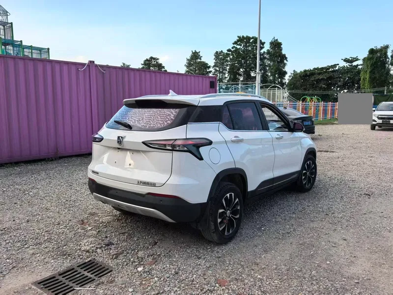 Baojun 510 2017 Model 1.5L Manual Fashion Edition — photograph 9