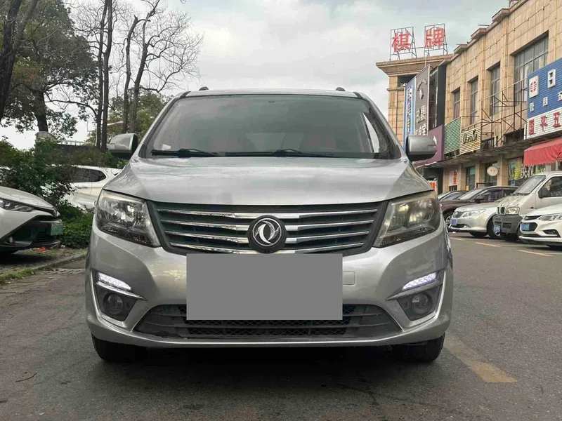 Dongfeng The popular S500 2016 1.5L manual luxury model — photograph 2