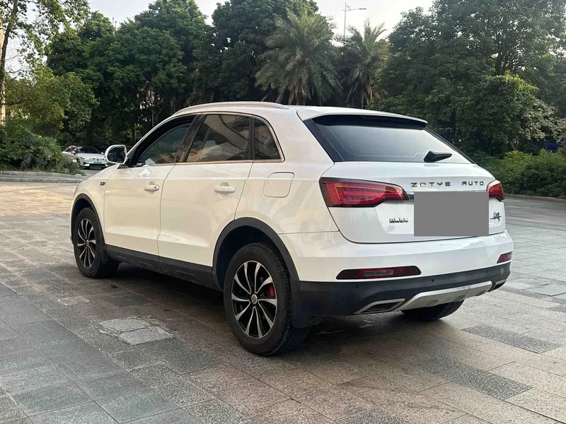 Zotye SR7 2017 1.5T Manual Rubik's Cube Road Edition — photograph 7