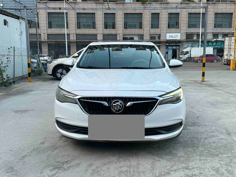 Buick Yinglang 2019 18T Automatic Interconnection Elite — photograph 2
