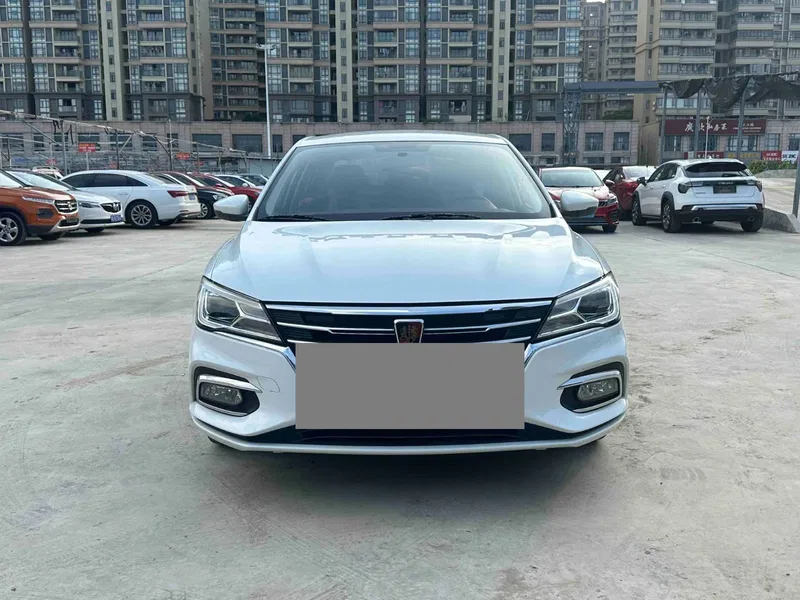 Roewe I5 2020 1.5L Manual 4G Interconnected Linghao Edition — photograph 2