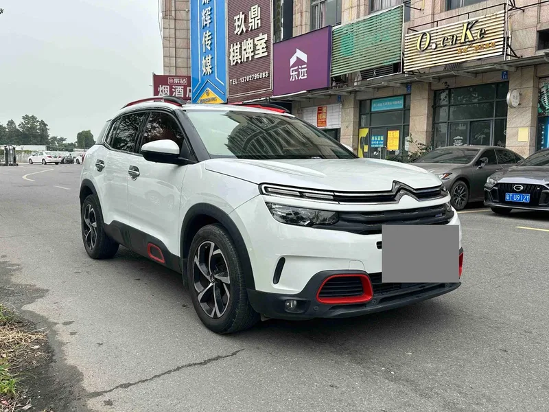 Citroen Tianyi C5 AIRCROSS 2017 380THP Luxury Model — photograph 3