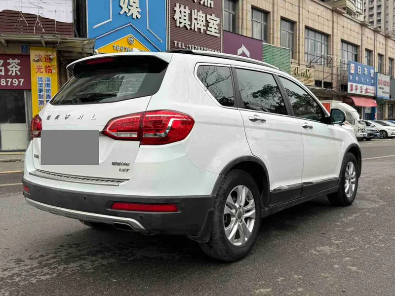 Haval H6 2014 Sports Edition 1.5T Manual Two-Wheel Drive Elite Model — photograph 7