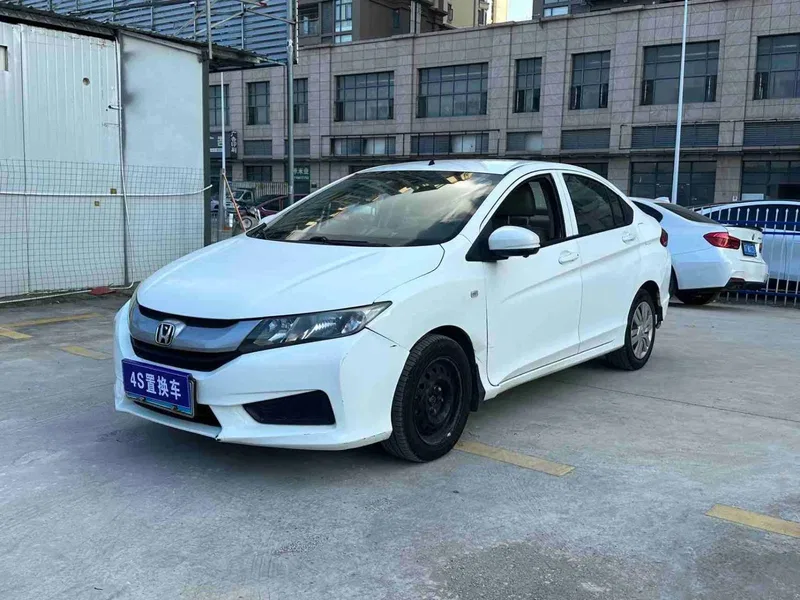 Honda Fengfan 2015 1.5L CVT Comfort Edition — photograph 1