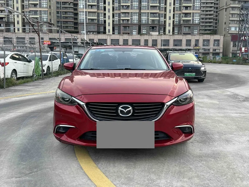 Mazda Atz — photograph 1