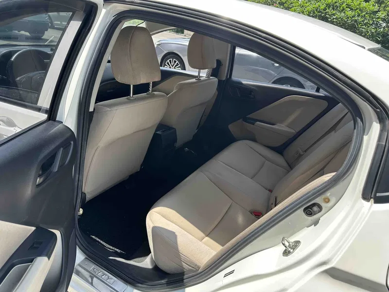 Honda Fengfan 2015 1.5L CVT Comfort Edition — photograph 5