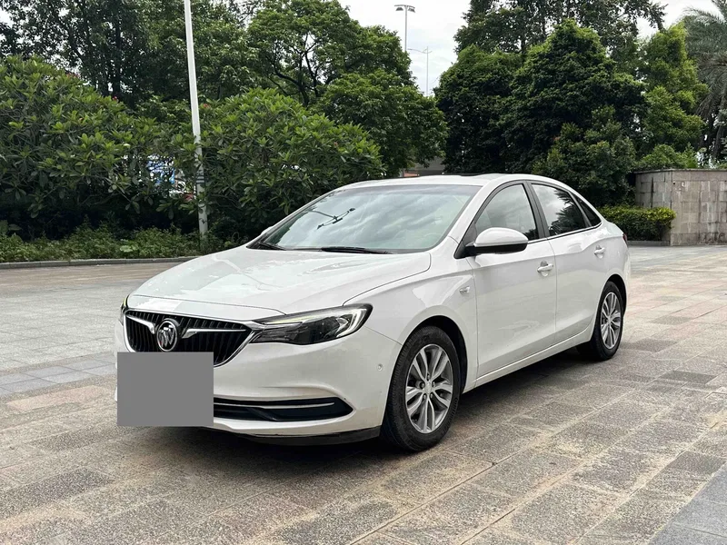 Buick Excelle 2018 18T Automatic Elite Edition — photograph 1
