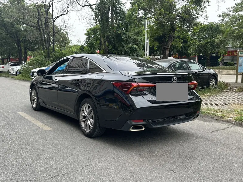 Toyota Asian Dragon 2.5 Entry-Level Version — photograph 7