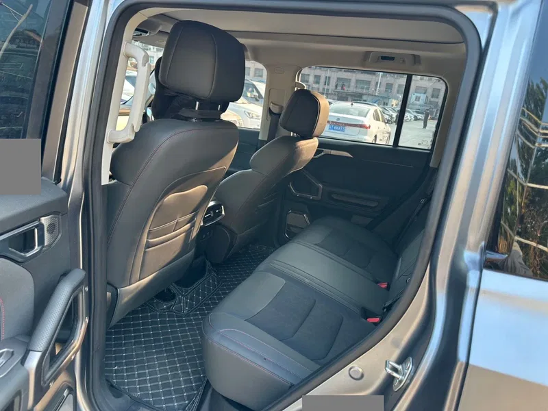 Jetour Traveller 2023 Model 2.0T Dual-Clutch All-Wheel-Drive Off-Road Edition — photograph 6