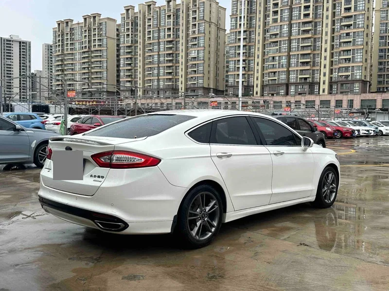 Ford Mondeo 2013 2.0L GTDi240 Luxury Sports — photograph 7
