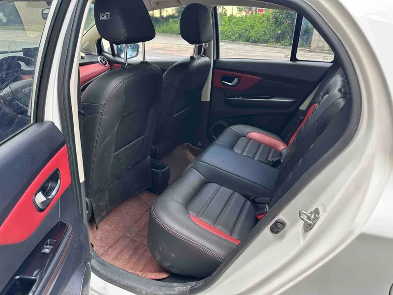 Haval H1 2016 Blue Label 1.5L Manual Luxury Model — photograph 5