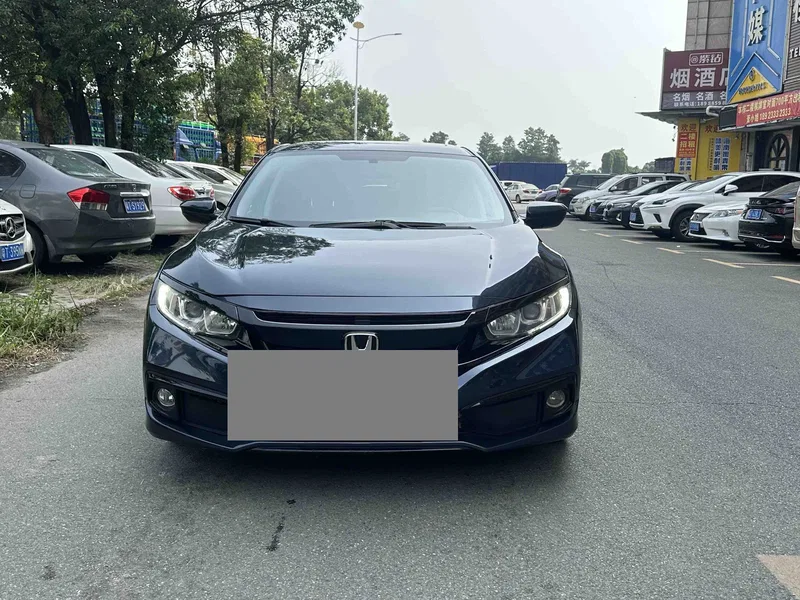 Honda Civic 2019 220TURBO CVT Combustion Edition — photograph 2