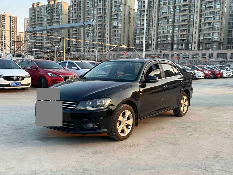 Volkswagen Bora 2014 1.6L Auto Comfort Model — photograph 1