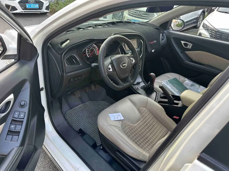 GAC Trumpchi GA3S Vision 2016 200T Manual Deluxe ESP Edition — photograph 4