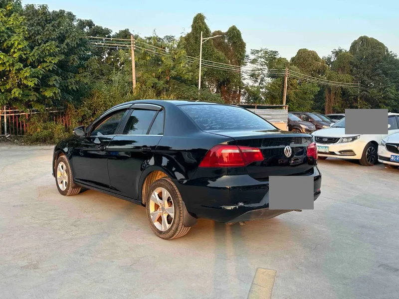 Volkswagen Bora 2014 1.6L Auto Comfort Model — photograph 7
