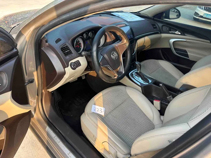 Buick Regal 2015 2.0L Leading Fashion Model — photograph 4