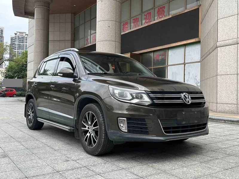 Volkswagen Tiguan 2013 1.8TSI Automatic Four-wheel Drive Luxury Model — photograph 3