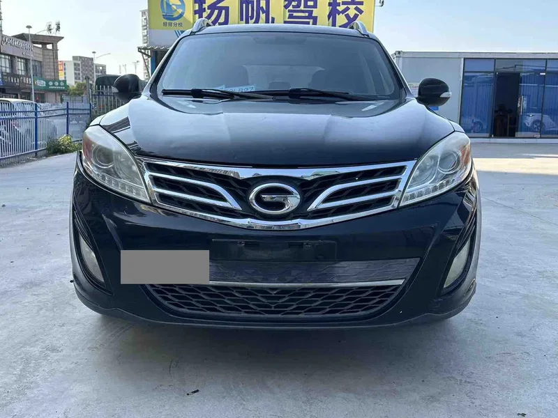 GAC Trumpchi Chuanqi GS5 2014 2.0L Automatic Two-Drive Super Edition — photograph 2