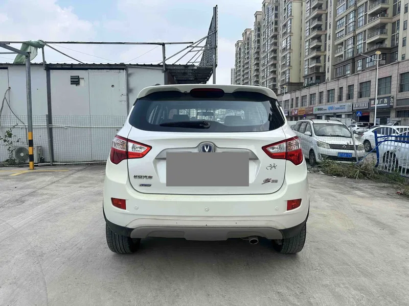 Changan CS35 2014 1.6L Manual Luxury Edition — photograph 8