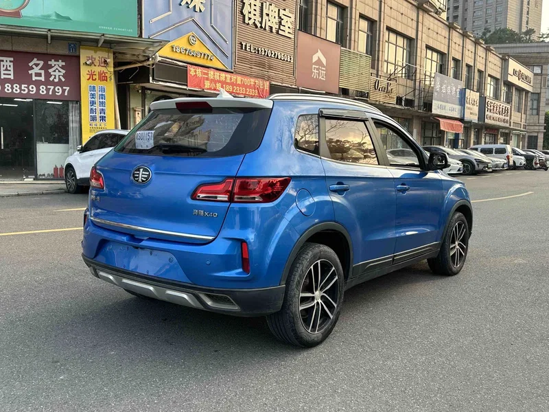 Bestune X40 2017 1.6L automatic exclusive type — photograph 9