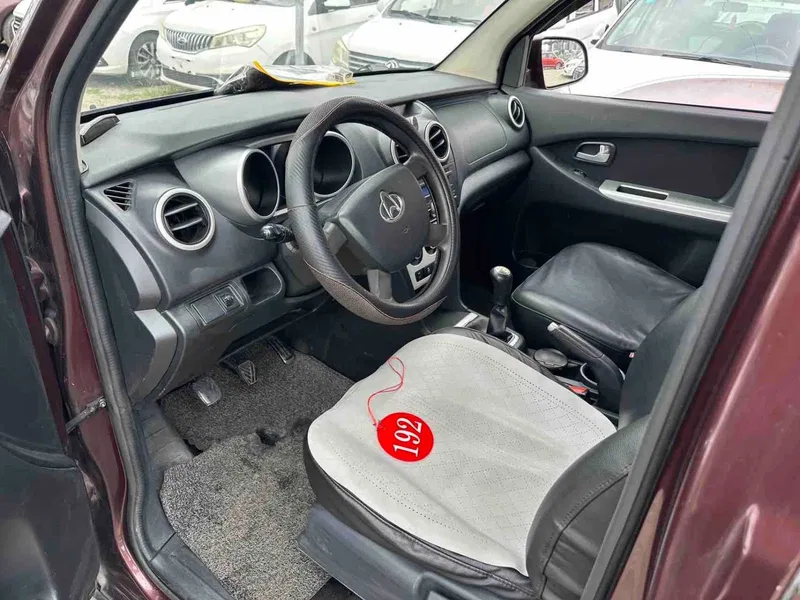 Changan Kairui Ouno S 2014 1.5L Luxury Model — photograph 4