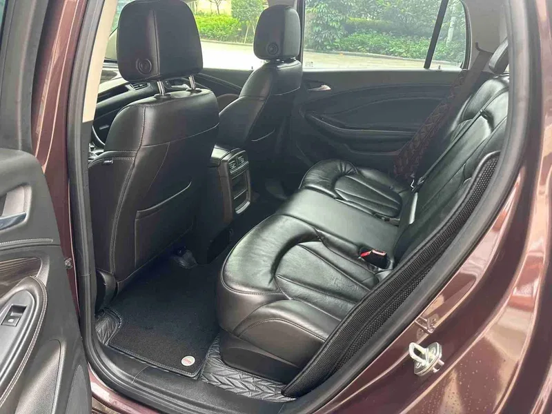 Buick Angkewei 2019 20T Two-Drive Elite National V — photograph 5