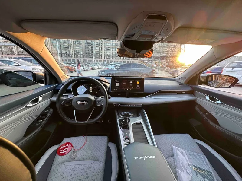 Geely Xingrui 2021 2.0T Honorable Model — photograph 6
