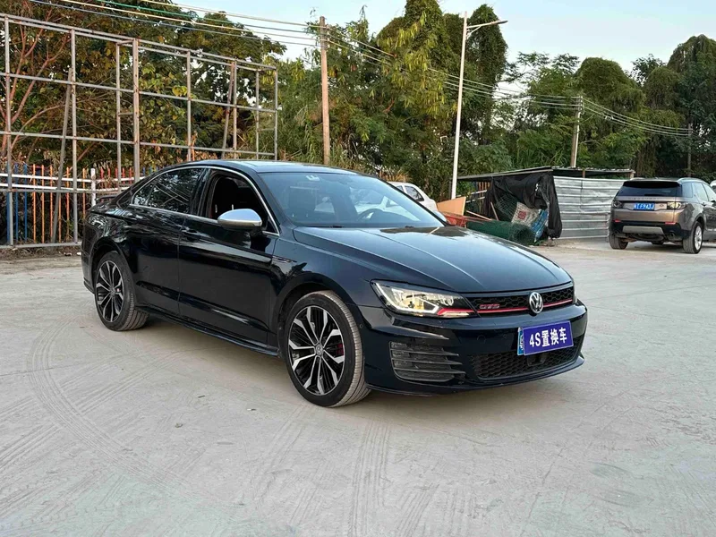 Volkswagen Ling Du 2017 2.0T GTS — photograph 3