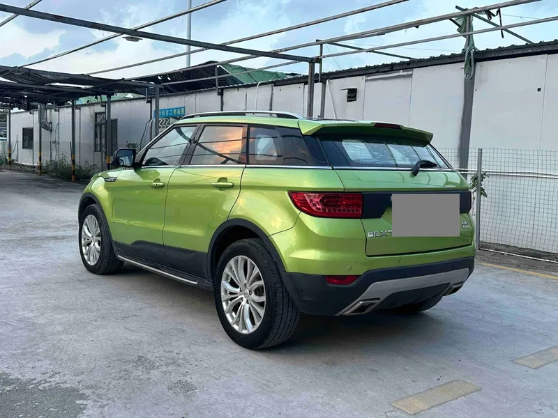 Landwind X7 2015 2.0T Panoramic Premium Edition — photograph 7