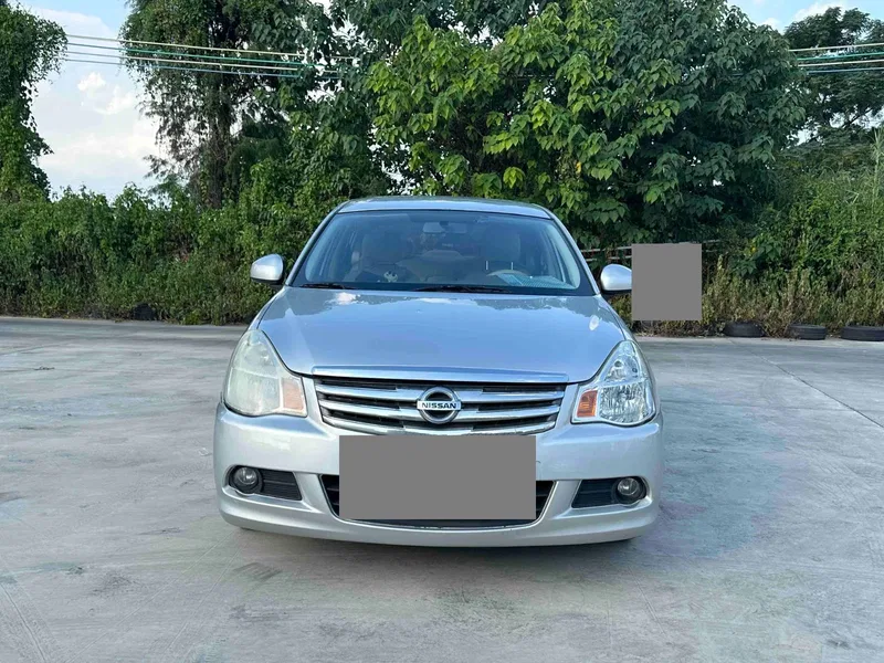 Nissan Xuanyi 2012 Classic 1.6XE Auto Comfort Edition — photograph 2