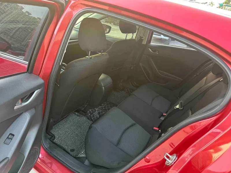 Mazda Mazda 3 Oncorsela 2019 Cloud-controlled Hatchback 1.5L Auto Comfort Model — photograph 5