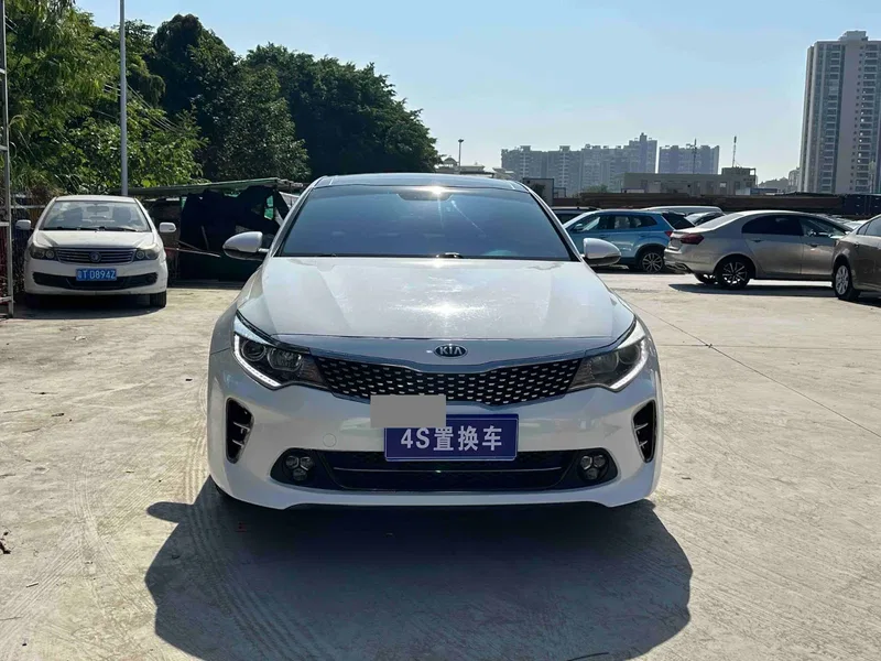 Kia K5 2016 1.6T automatic LUX — photograph 2