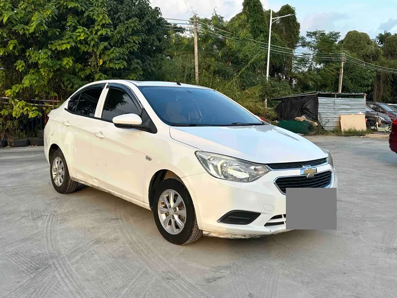 Chevrolet Sail 2018 3 1.3L Manual Comfort Sunroof Edition — photograph 3