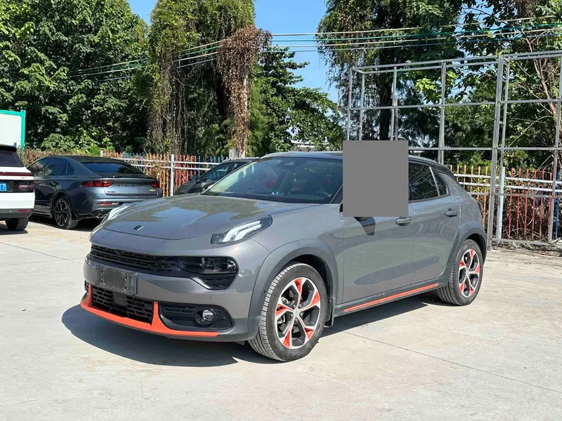Lynk & Co 02 2019 1.5T DCT Two-Drive Pro Edition — photograph 1