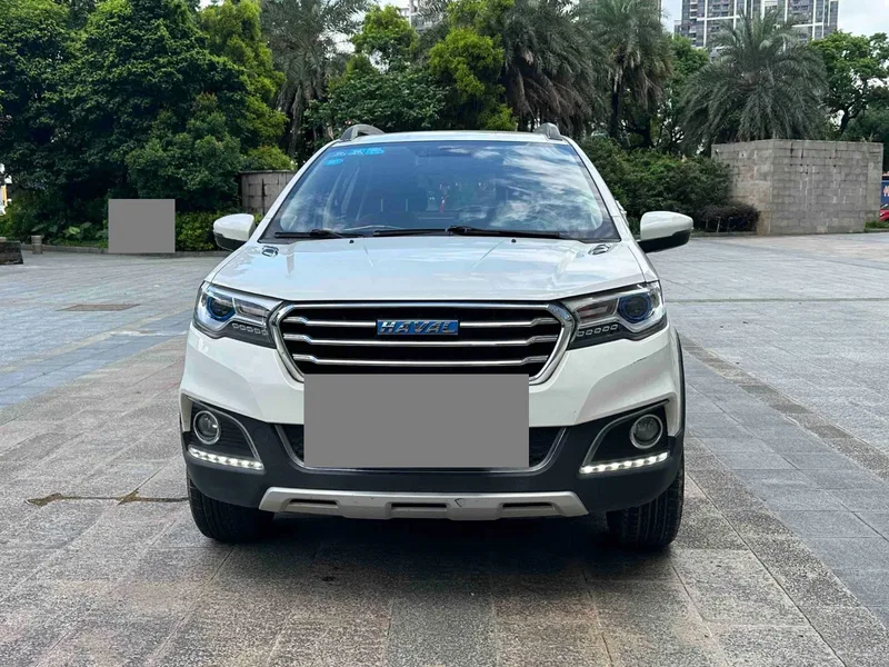 Haval H1 2016 Blue Label 1.5L Manual Luxury Model — photograph 2