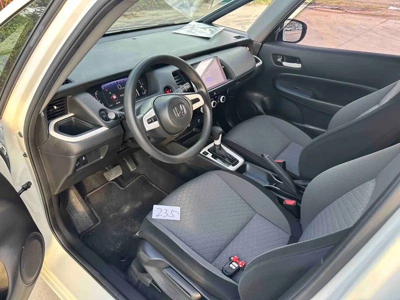 Honda Fit 2022 1.5L CVT Unlimited MUGEN Edition — photograph 4