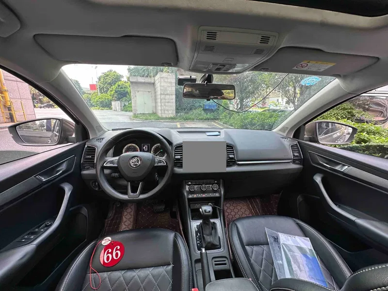 Skoda Krook 2018 TSI280 Deluxe Edition — photograph 6