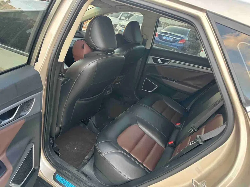 Geely Emgrand GS 2018 trendy version 1.4T automatic zhenzhilian — photograph 5