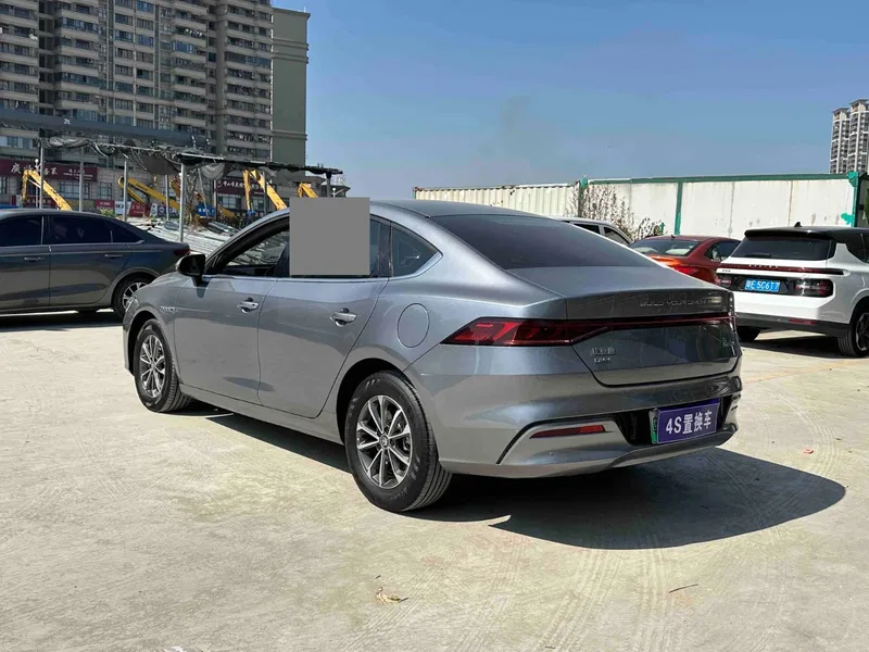 BYD Qin PLUS 2024 Glory Edition DM-i 55KM Leading Model — photograph 7